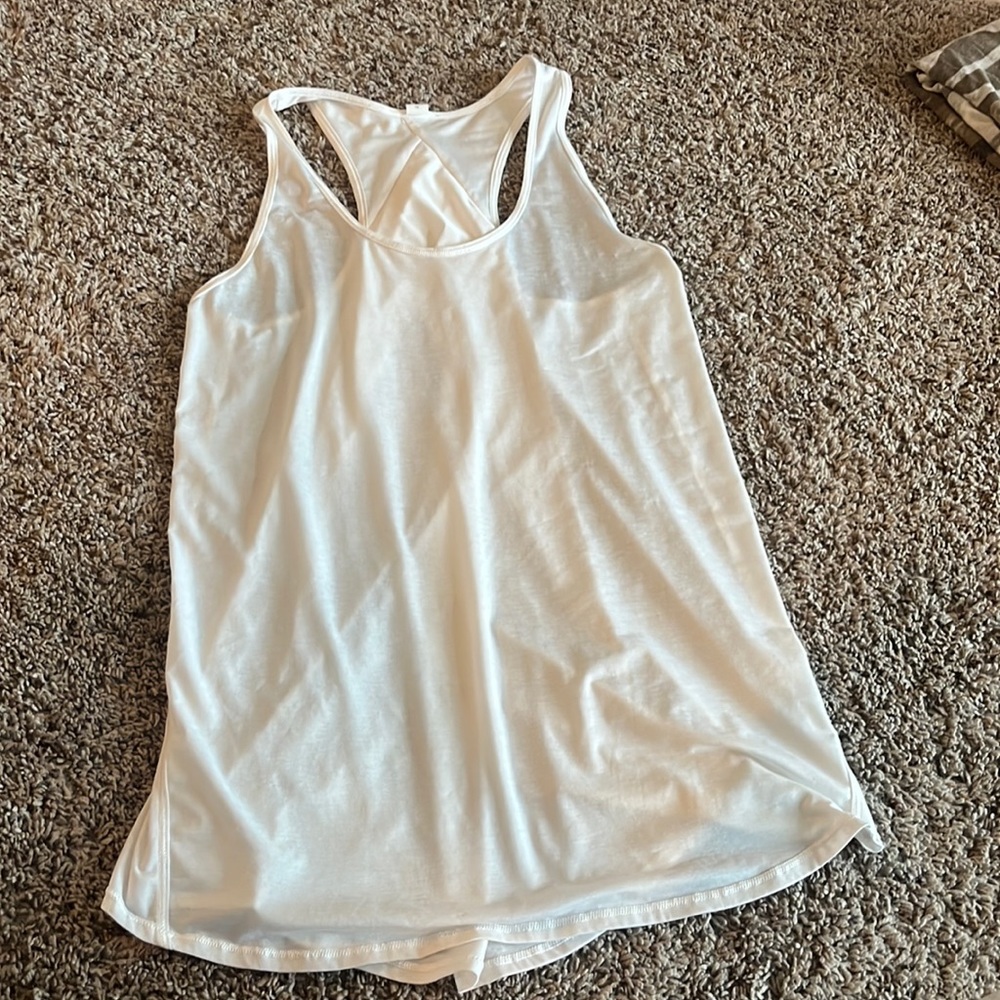 white loose fitting lululemon tank top size 2